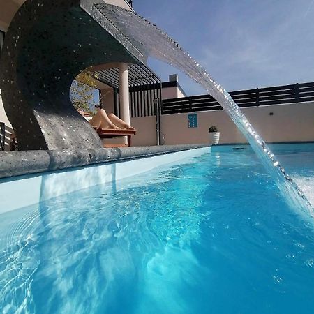 Holiday&Suite Klanac فير المظهر الخارجي الصورة