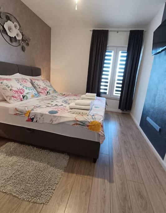Holiday&Suite Klanac فير المظهر الخارجي الصورة