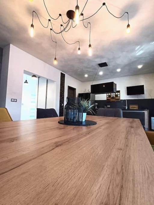 Holiday&Suite Klanac فير المظهر الخارجي الصورة