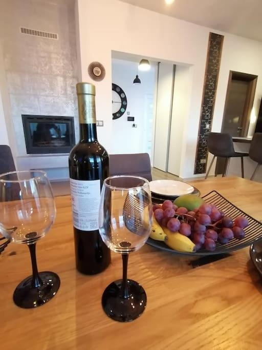 Holiday&Suite Klanac فير المظهر الخارجي الصورة