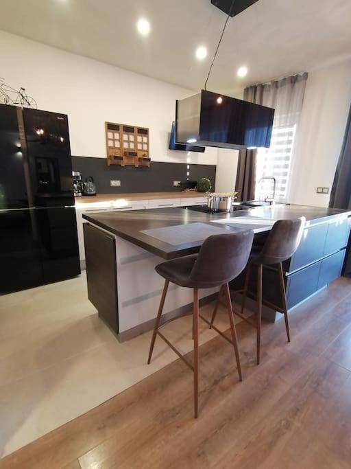 Holiday&Suite Klanac فير المظهر الخارجي الصورة